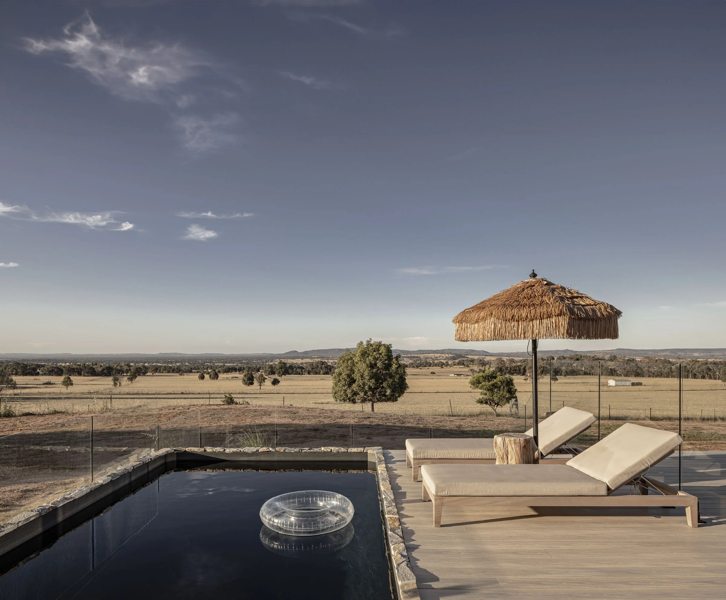 Zensi Retreat — pool and lounger looking out across the Mudgee wine region